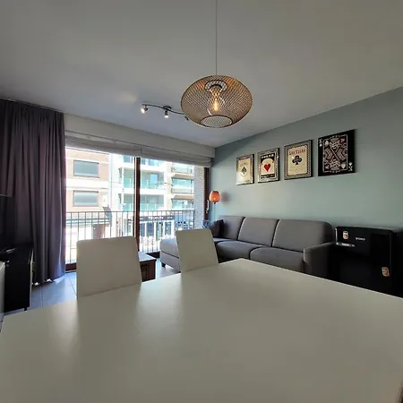Apartament In Near Seawall & Casino Middelkerke